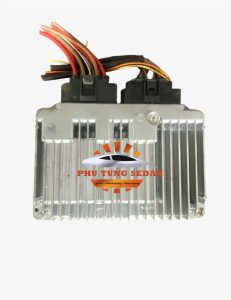 7575654 HỘP ĐIỀU KHIỂN ĐỘNG CƠ BMW 740LI
